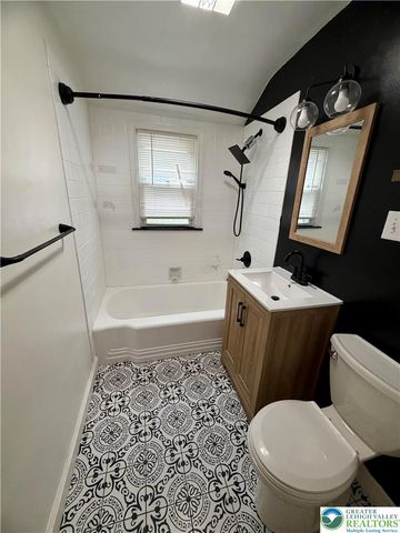 1344 Moravia Street, Fountain Hill Boro, PA 18015