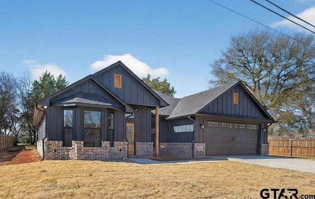 309 N Loveless, Bullard, TX 75757