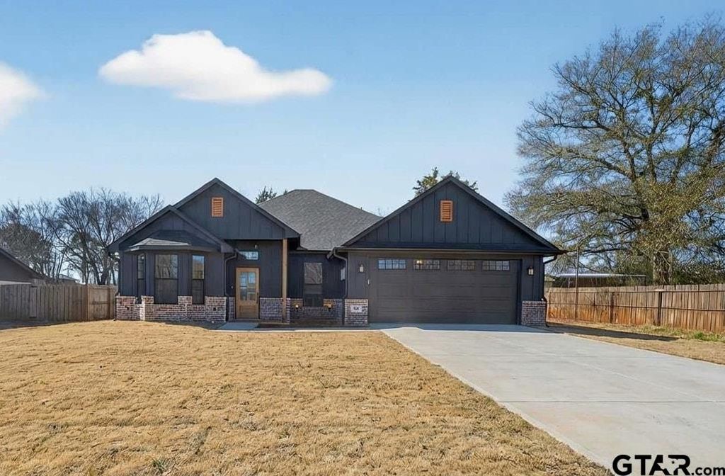 309 N Loveless, Bullard, TX 75757
