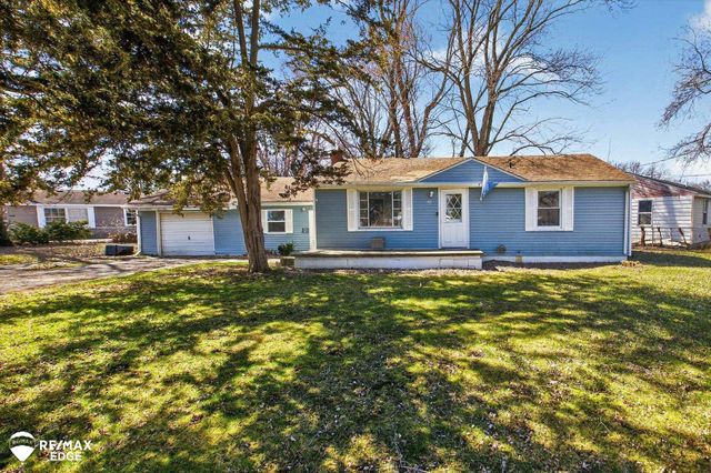 1388 Transue Avenue, Burton, MI 48509