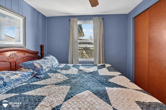 1388 Transue Avenue, Burton, MI 48509