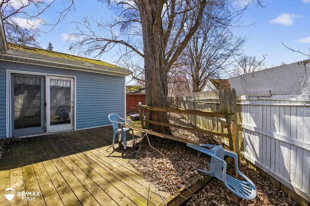 1388 Transue Avenue, Burton, MI 48509