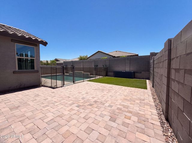 2831 W RAINBOW Drive, San Tan Valley, AZ 85144