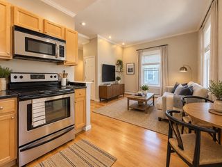 5 Beale St 3, Boston, MA 02124