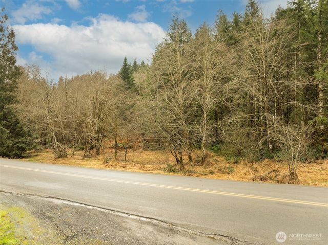 1020 Harmony Drive, Longview, WA 98632