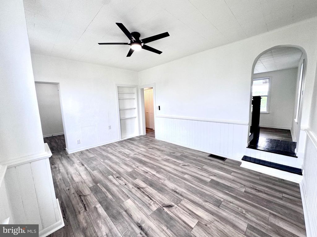 Image 25 of property listing at 31 MARION ST, Cumberland, MD 21502