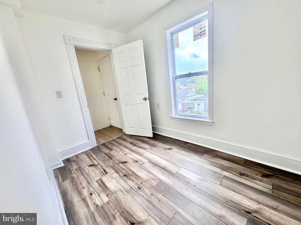 Image 49 of property listing at 31 MARION ST, Cumberland, MD 21502