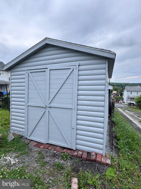 Image 58 of property listing at 31 MARION ST, Cumberland, MD 21502