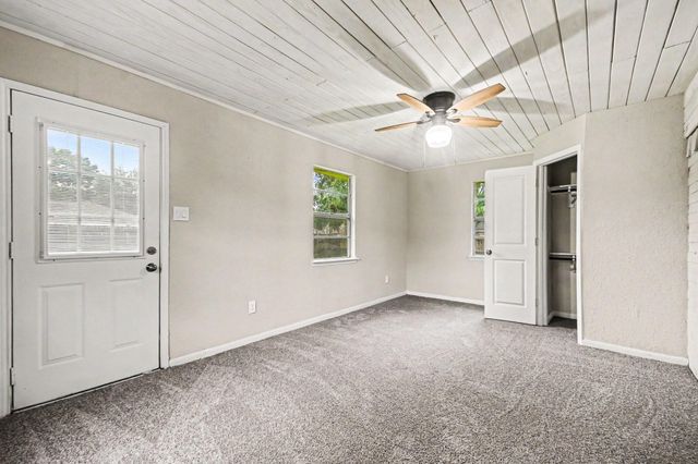 3810 Clover Drive, Alvin, TX 77511