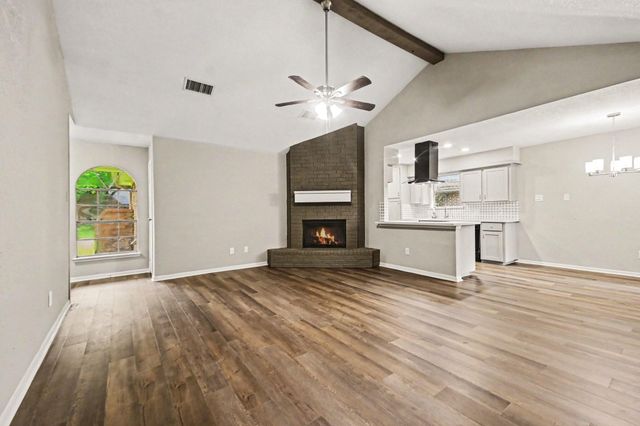 3810 Clover Drive, Alvin, TX 77511