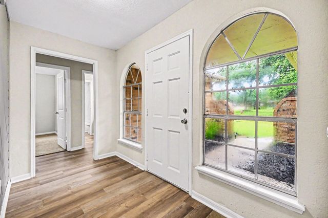 3810 Clover Drive, Alvin, TX 77511