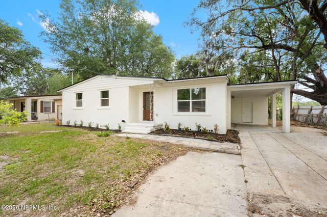 3806 CAMBAY Place, Jacksonville, FL 32210