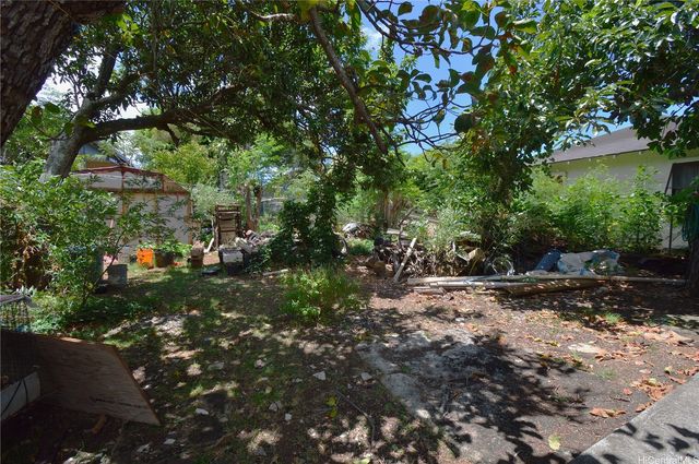 1319 Arsenal Road, Honolulu, HI 96819