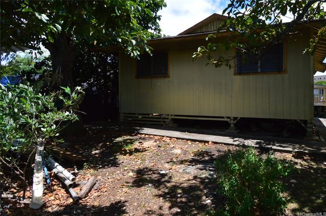 1319 Arsenal Road, Honolulu, HI 96819