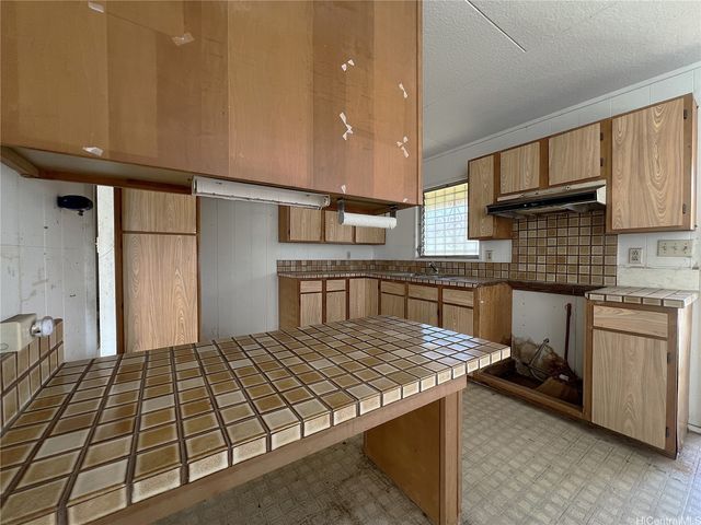 1319 Arsenal Road, Honolulu, HI 96819