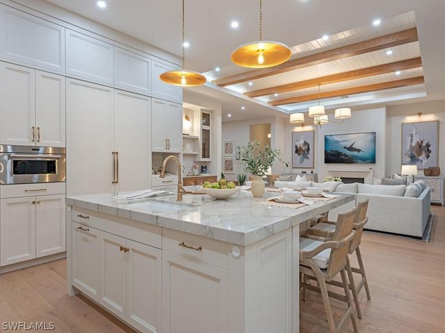 448 Devils LN, Naples, FL 34103