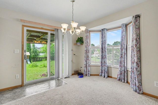 377 Cobblestone Drive, Delaware, OH 43015