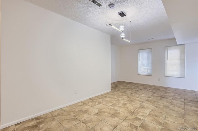 6475 S Dayton Street 102, Englewood, CO 80111