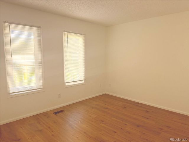 6475 S Dayton Street 102, Englewood, CO 80111