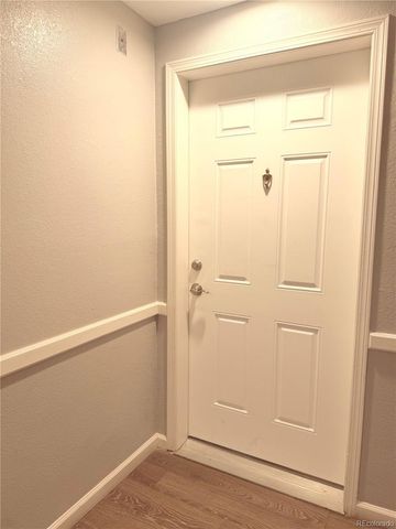 6475 S Dayton Street 102, Englewood, CO 80111