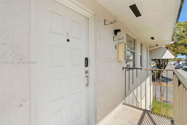 7111 SW 129th Ave 6, Miami, FL 33183