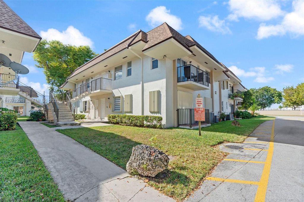 7111 SW 129th Ave 6, Miami, FL 33183