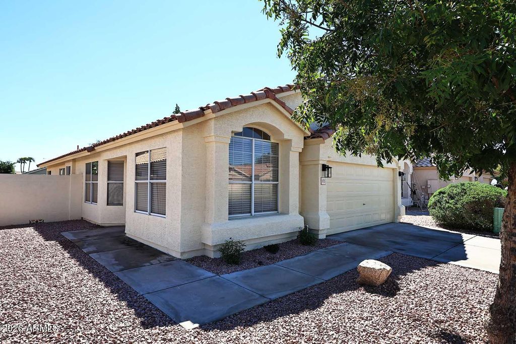 1173 W SPARROW Drive, Chandler, AZ 85286 — photo 2