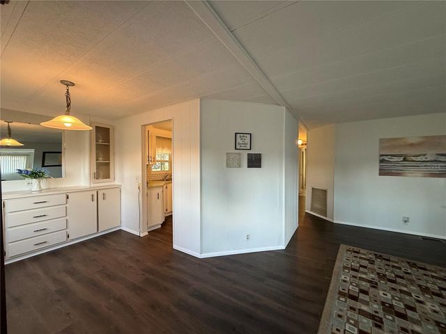 27 S BOBWHITE ROAD, Wildwood, FL 34785