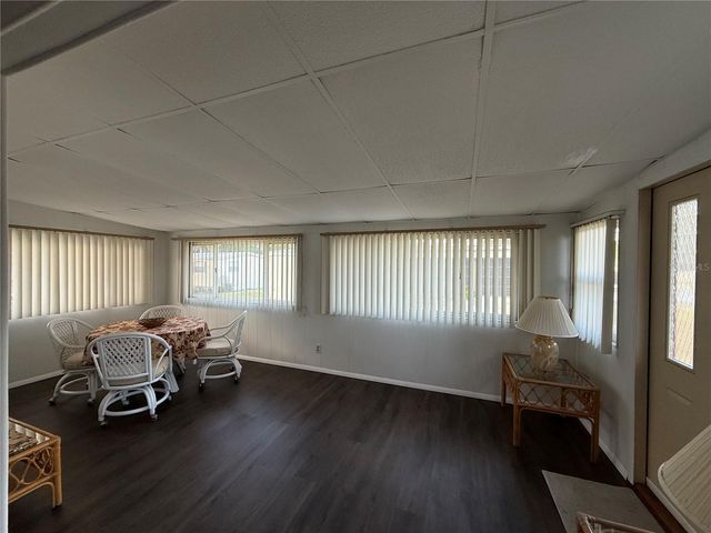27 S BOBWHITE ROAD, Wildwood, FL 34785