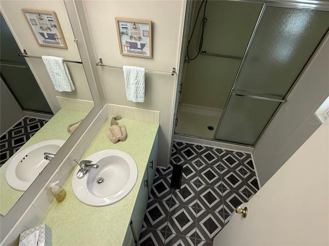 27 S BOBWHITE ROAD, Wildwood, FL 34785