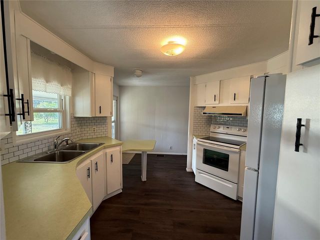 27 S BOBWHITE ROAD, Wildwood, FL 34785