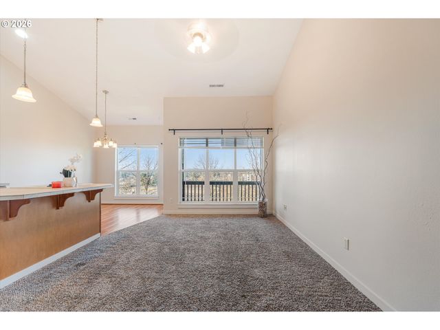 8900 Se CHLOE Ln, Happy Valley, OR 97086