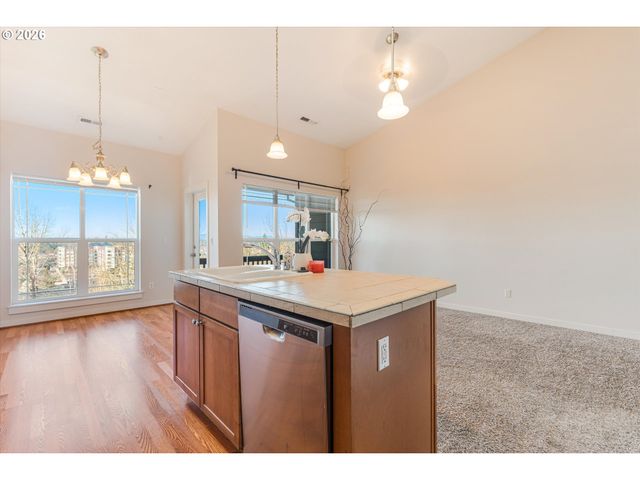 8900 Se CHLOE Ln, Happy Valley, OR 97086