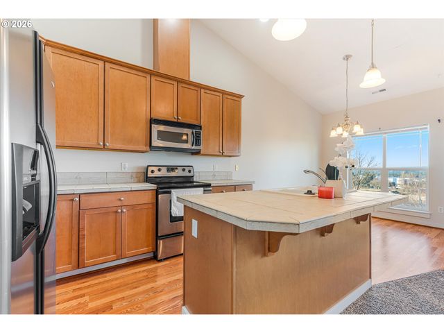 8900 Se CHLOE Ln, Happy Valley, OR 97086