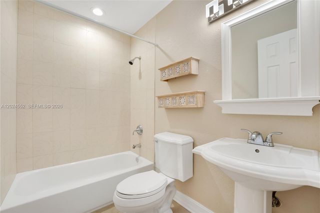 3719 Estepona Ave 18A1, Doral, FL 33178