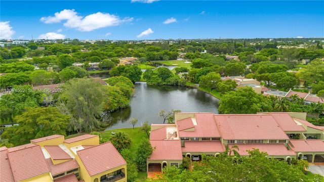 3719 Estepona Ave 18A1, Doral, FL 33178