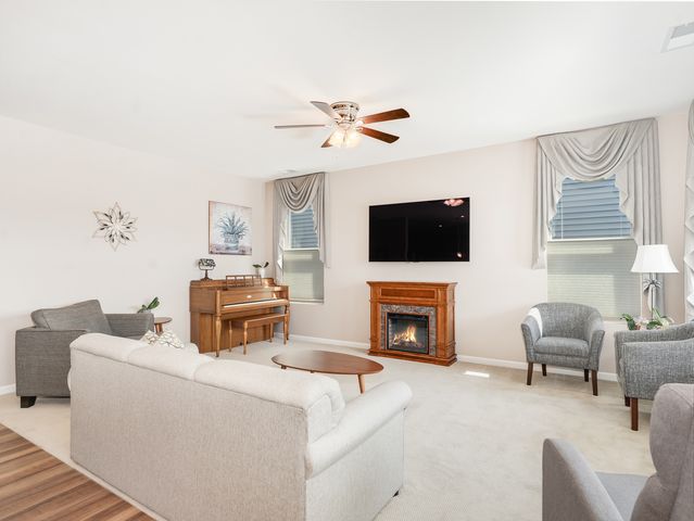 3178 Sweetgrass Circle, Aurora, IL 60503