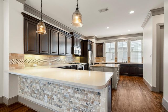 4510 Eli Street, Houston, TX 77007