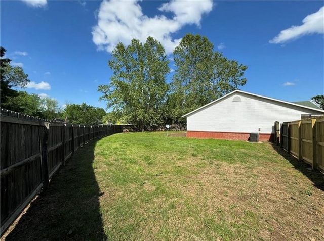 3080 Mica Street, Fayetteville, AR 72704