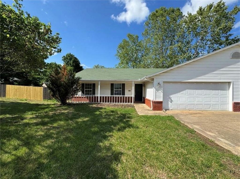 3080 Mica Street, Fayetteville, AR 72704