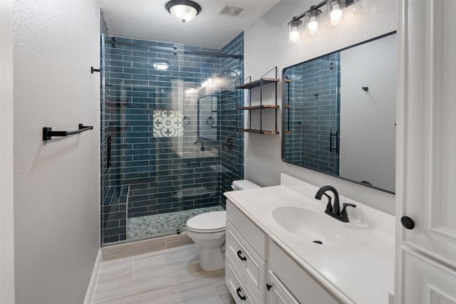1019 Vaughan Lane, Tioga, TX 76271