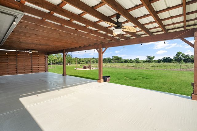 1019 Vaughan Lane, Tioga, TX 76271