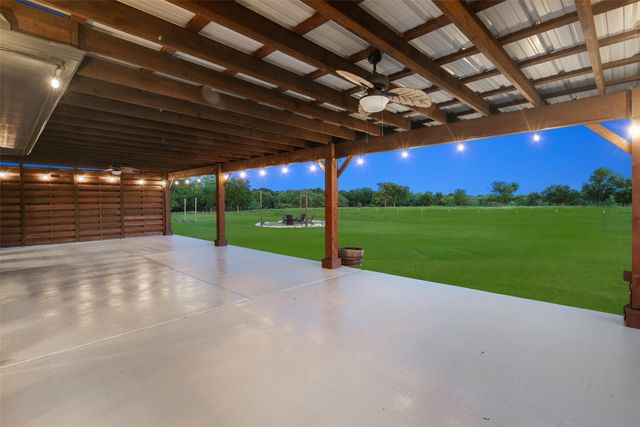 1019 Vaughan Lane, Tioga, TX 76271