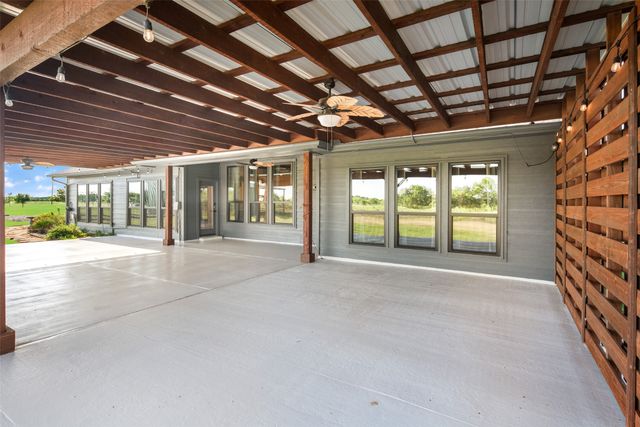 1019 Vaughan Lane, Tioga, TX 76271