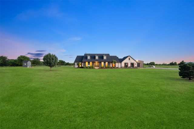 1019 Vaughan Lane, Tioga, TX 76271