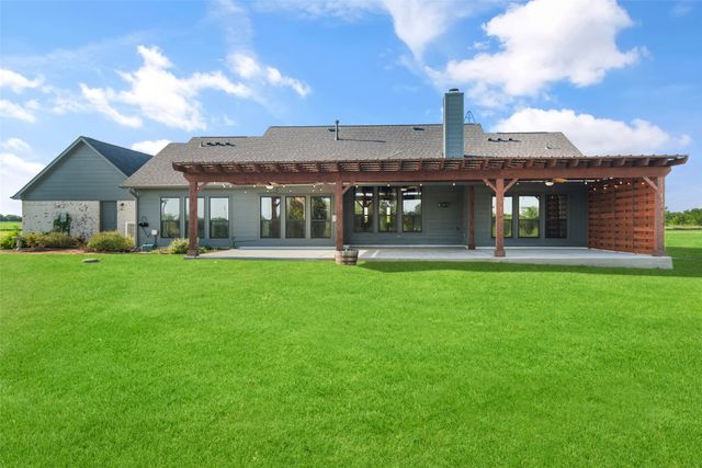 1019 Vaughan Lane, Tioga, TX 76271