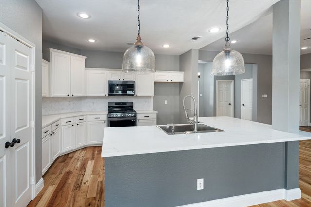 1019 Vaughan Lane, Tioga, TX 76271