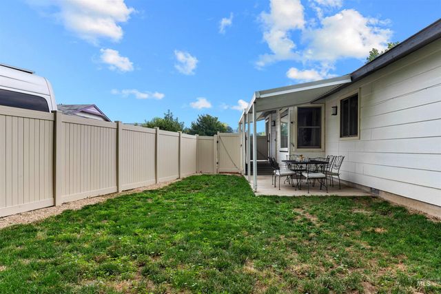 843 S Wild Phlox Pl, Boise, ID 83709