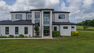 10796 Grand Summit Lane, Bentonville, AR 72713