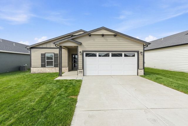 3580 E Hollandale St, Derby, KS 67037